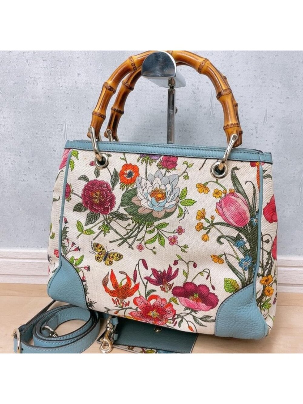 Gucci Bamboo 2-Way Handbag Leather